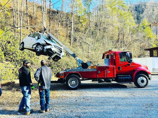 Everything Auto Towing & Repair