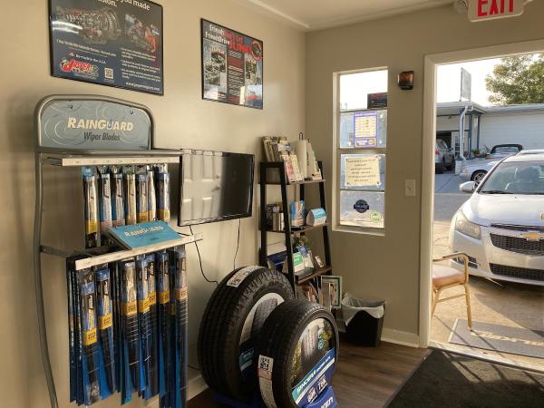 Dave's Auto & Mobile Repair LLC