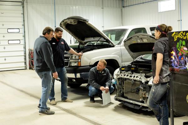 Bondurant Auto Body