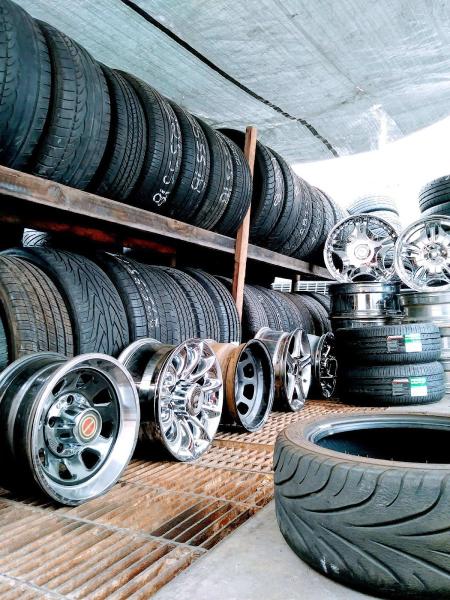 M. Performance Tires