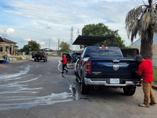 Lakeway Sudz Car Wash