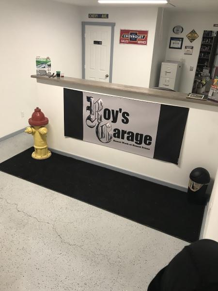 Roy's Garage