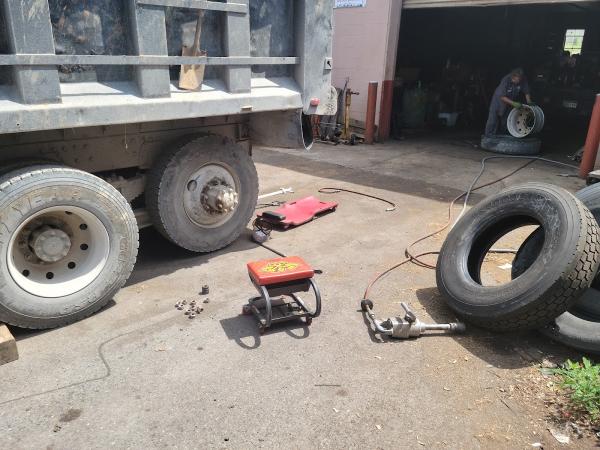 EDT Services Truck Center