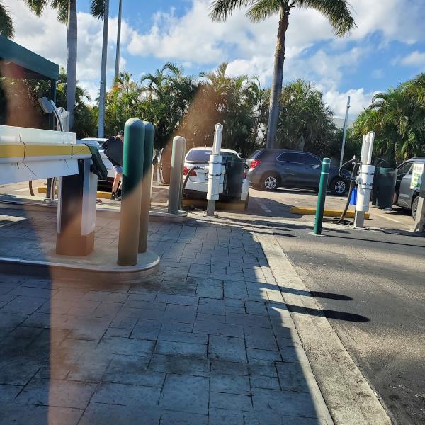 Busy Bee Car Wash (Miami Shores)