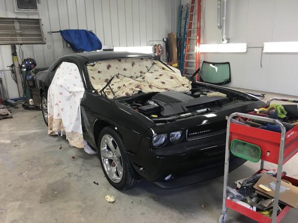 Derkas Auto Body and Service