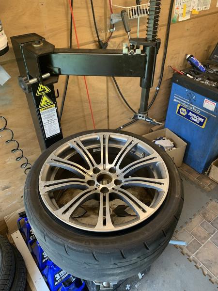 6 Mobile Tire Service