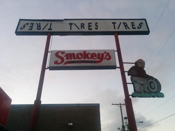 Smokey's Tire & Brake