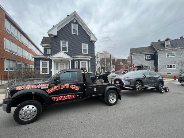 Mobile Auto Clinic Towing