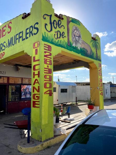 Joe's Muffler Shop