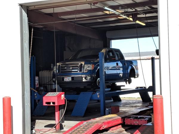 Wes Cook's Tire & Auto