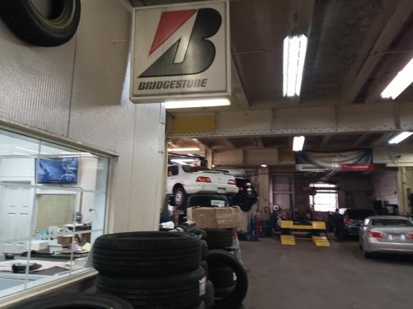 Albert's Tire & Service Center