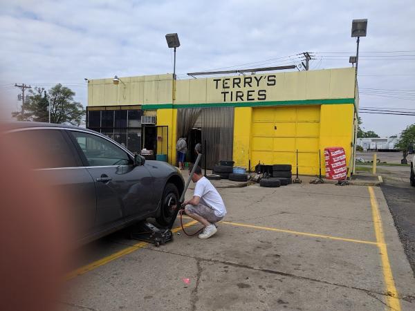 Terry's Tires