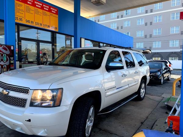 Las Banderas Car Wash & Detail