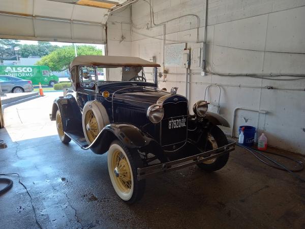 Swell Hand Car Wash and Boat Detail
