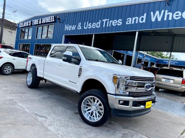 Celaya's Tire & Wheel Inc.