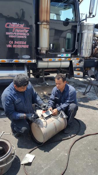 J&J Islas Diesel Truck Repair