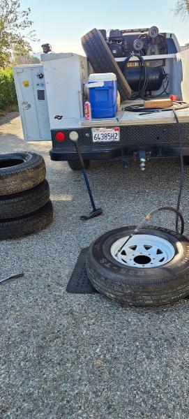 Mo's Tires & Truck Repair