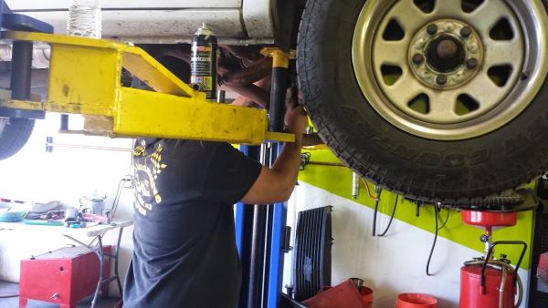 Cj's Automotive and Towing