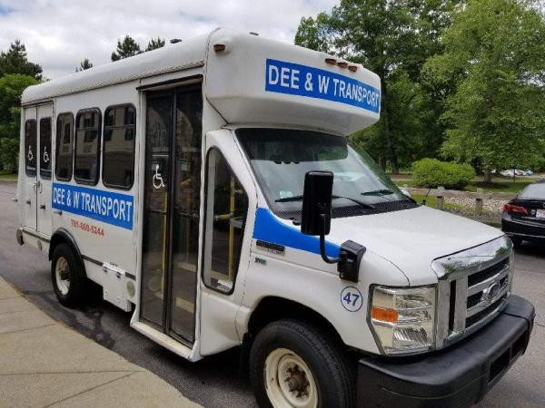 Dee & W Transportation Services