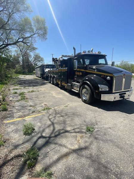 Gray's Towing