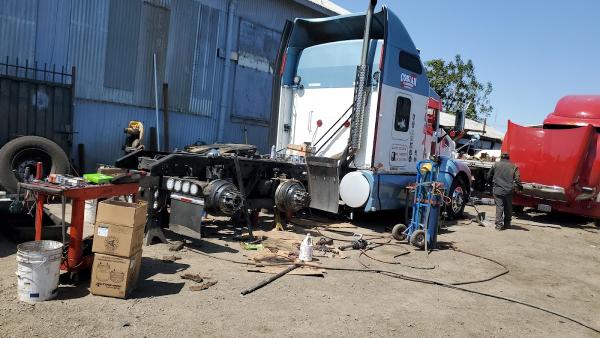 Lopez Truck Repair