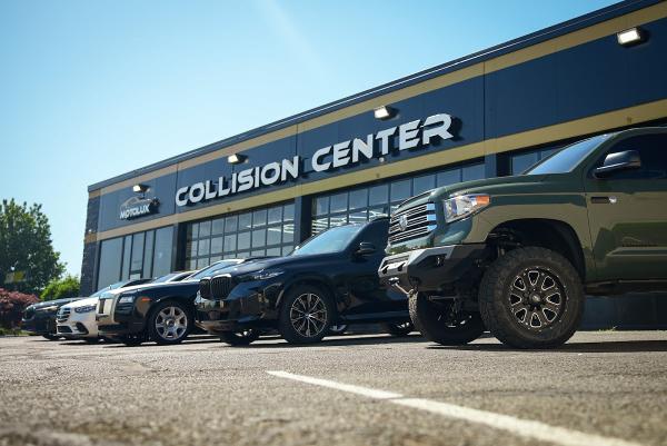 Motolux Collision Center