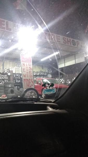 El Troquel Tire Shop