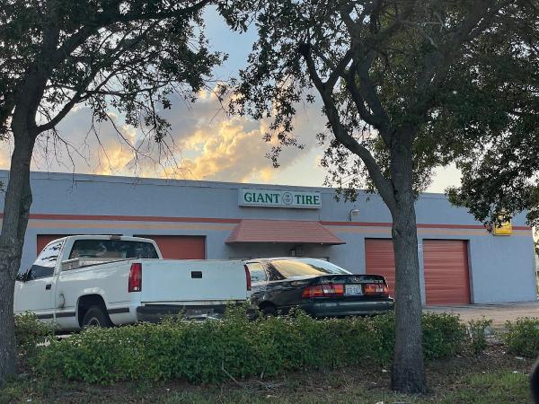 Giant Tire & Auto Pompano Beach