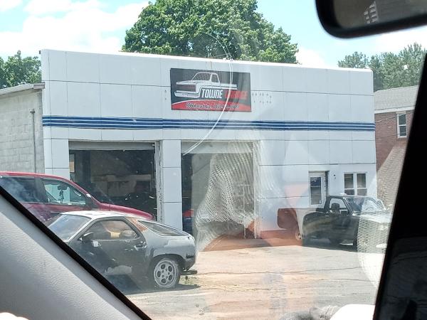 Towne Garage