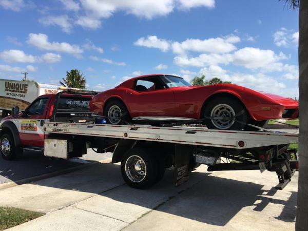 Charly's Towing LLC & Auto Repairs