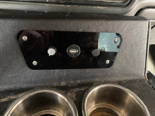 CAR Toyz Auto Sound