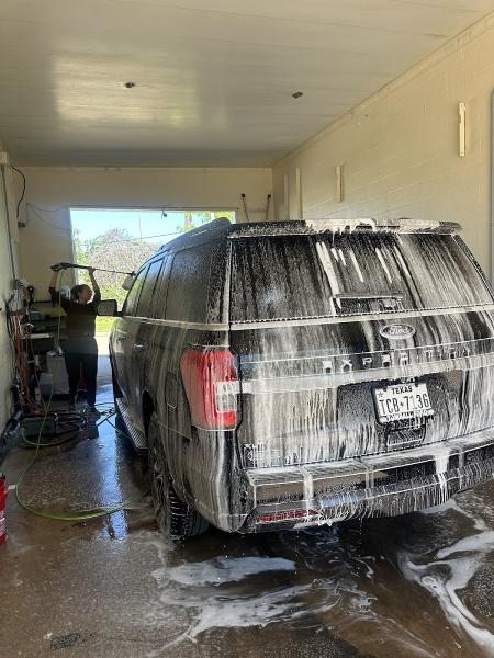 La Formula Auto Spa LLC