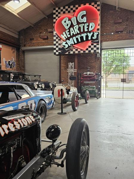 Honest Charley Garage / Coker Museum