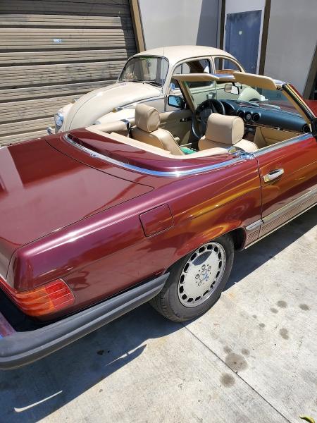 Henry's Upholstery