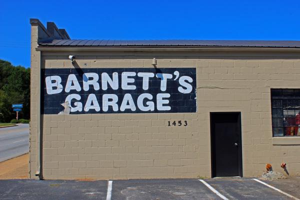 Barnett's Garage