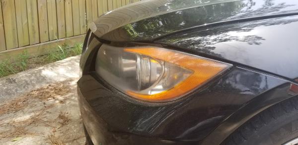 Mobile Headlight Restoration and Clear Coat Correction