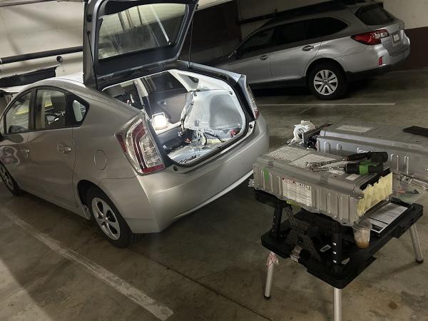 Hybrid 911 Prius and Battery Repairs