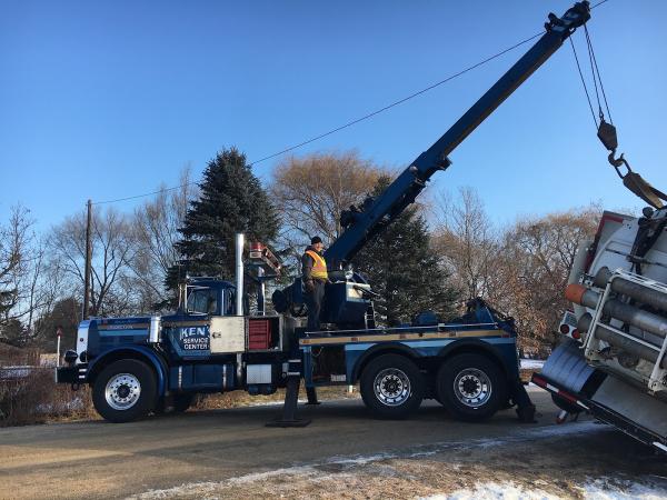 Ken's Service Center LLC