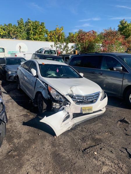 Hawk's Auto & Truck Recycling