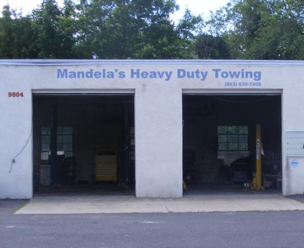 Mandela's Heavy Duty Towing