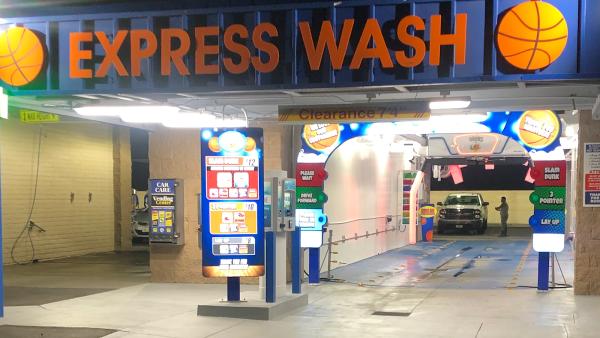 Dribbles Car Wash