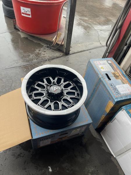 Road Runner Tire Service