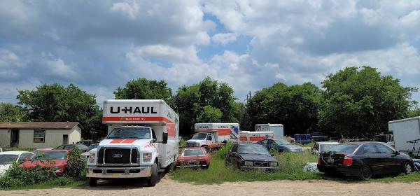 Ed's Bluff Springs Auto