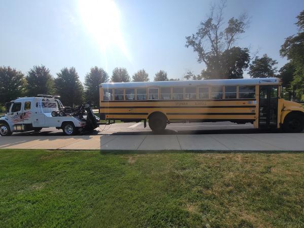 J&J Towing & Service Center