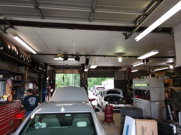Tom's Auto Services Center
