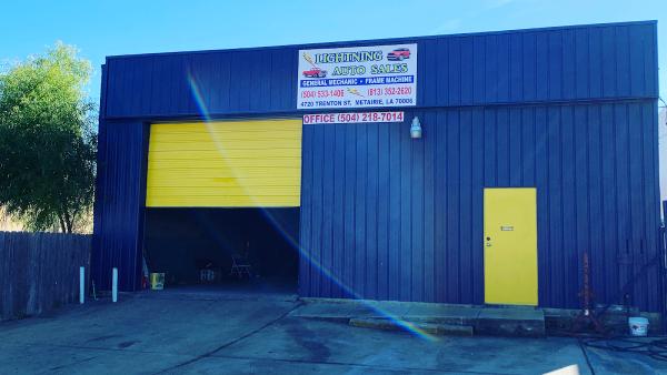 Lighting Auto Mechanic