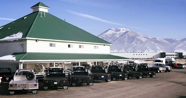 Young Truck & Trailers Logan