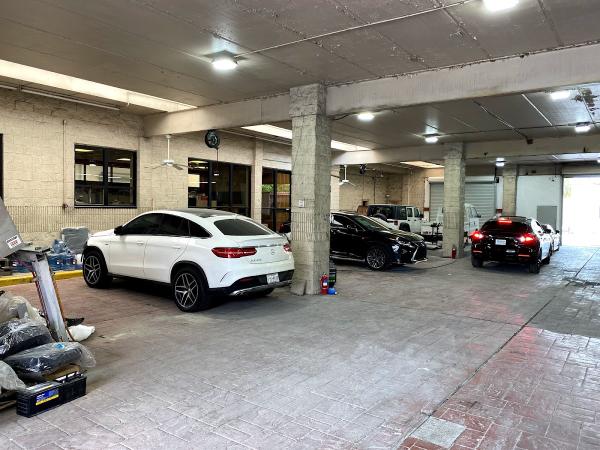 Galleria Motors Auto Body Shop