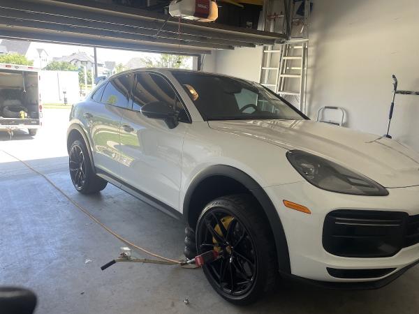 Mobile Service Fill Up Tires