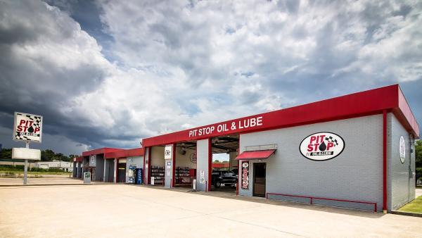 Pit Stop Oil & Lube